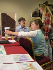 Picture of Hands-on Inquiry activities workshop at NCGSA 2005