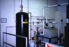 Pressure tank for pneumatic control of extraction wells